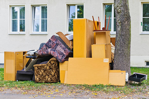 Best Professional Junk Removal  in Middletown, MD